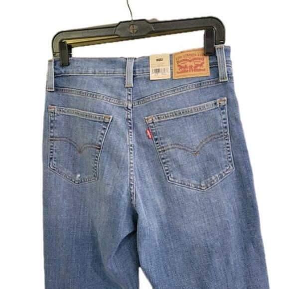 Levi's 724 High Rise Straight Jeans Women's Size 29 x 32 Blue Distressing- NEW - Picture 8 of 10